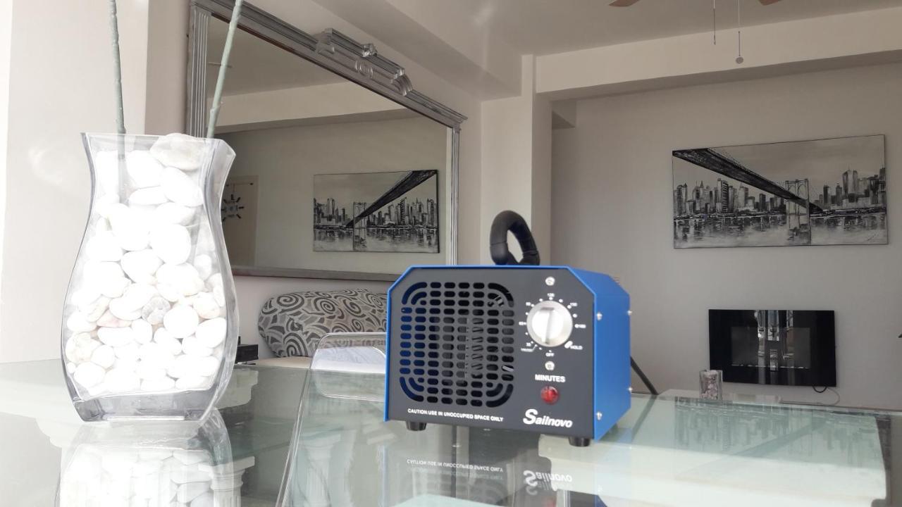 Apartamento Lujo Frente Al Mar Centro De Málaga Buitenkant foto
