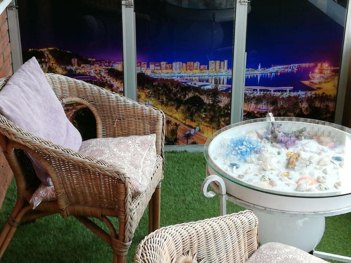 Apartamento Lujo Frente Al Mar Centro De Málaga Buitenkant foto