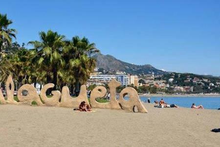 Apartamento Lujo Frente Al Mar Centro De Málaga Buitenkant foto